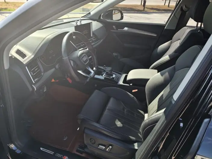 Audi Q5L 2023 Model 40T Fashion Dynamic Model – фото 8