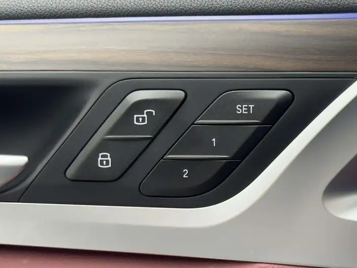 BMW X3 2023 Model xDrive30i Leading Model M Night Set – фото 7