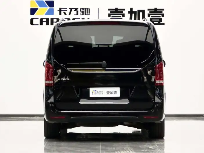 Mercedes-Benz V-Class 2022 Model V 260 L Long wheelbase Deluxe Edition – фото 3