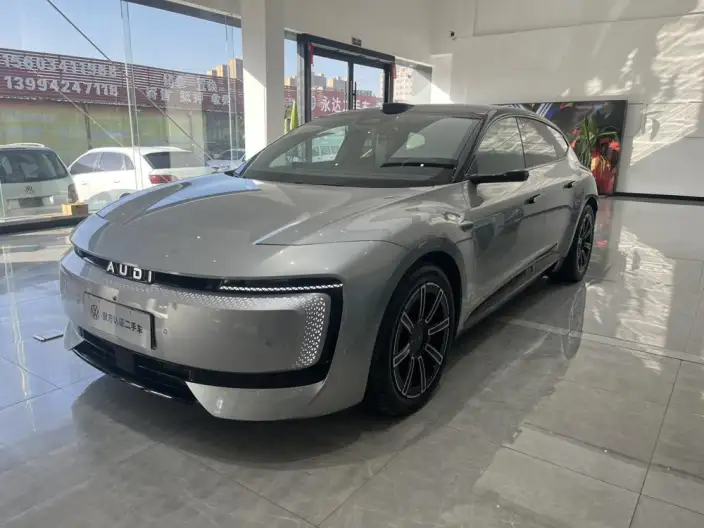 AUDI E5 Sportback 2026 Model Pioneer quattro Model – фото 1