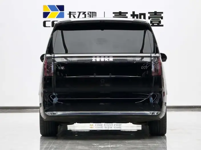 ZEEKR 009 2026 Model VI seat Ultra+ Executive Edition 4WD