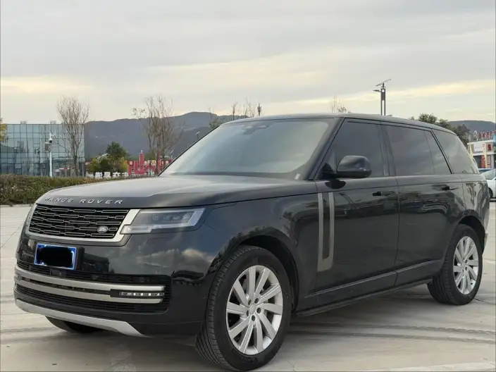 Range Rover 2025 Model 3.0 L6 400PS Shengshi Extended Edition
