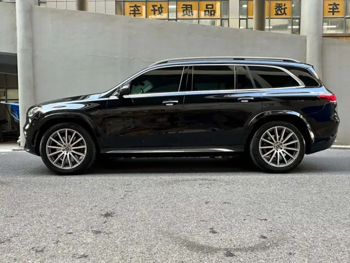 Mercedes-Benz GLS 2022 Model Facelift II GLS 450 4MATIC Luxury Model – фото 3
