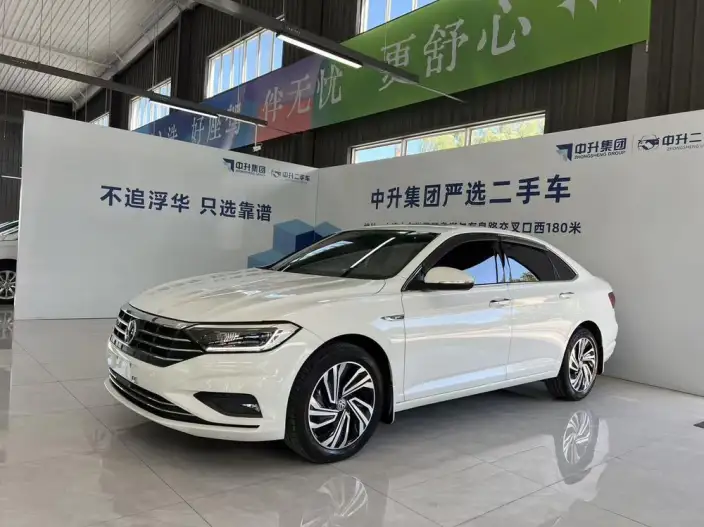 Volkswagen Sagitar 2021 Model 280TSI DSG 30th Anniversary Memorial Edition – фото 1