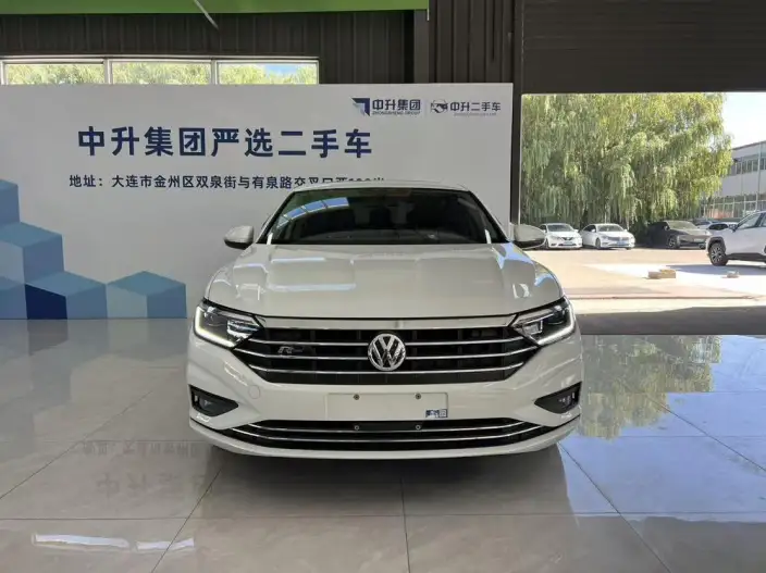 Volkswagen Sagitar 2021 Model 280TSI DSG 30th Anniversary Memorial Edition – фото 2