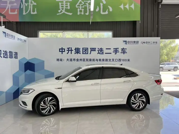 Volkswagen Sagitar 2021 Model 280TSI DSG 30th Anniversary Memorial Edition – фото 3