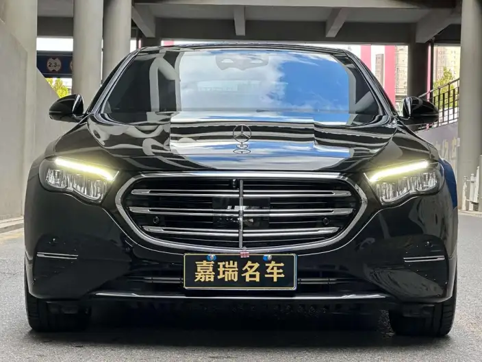 Mercedes-Benz E-Class 2025 Model E 300 L Fashion Model sedan – фото 2