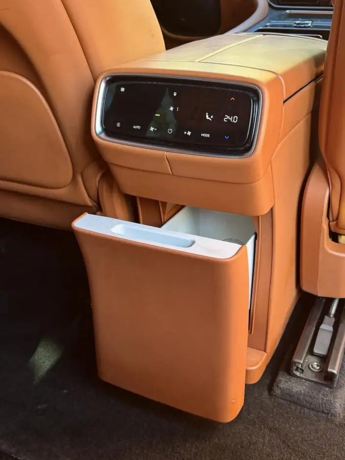 Aito M9 2024 Model Extended Range Max VI seat Edition – фото 6