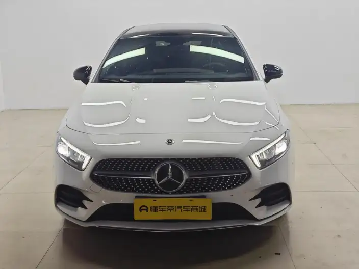 Mercedes-Benz A-class 2022 Model Facelift A 200 L Sports sedan Fashion Edition – фото 2