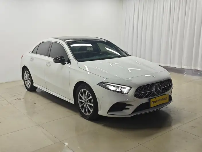 Mercedes-Benz A-class 2022 Model Facelift A 200 L Sports sedan Fashion Edition – фото 3