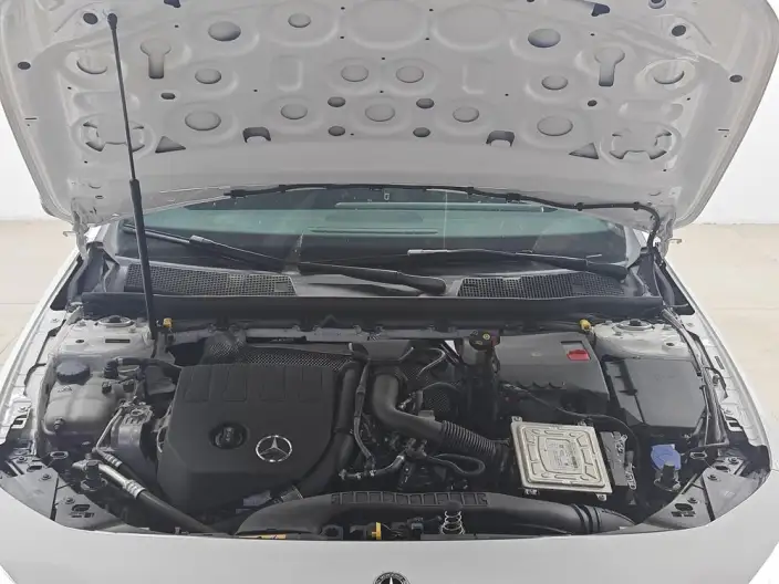 Mercedes-Benz A-class 2022 Model Facelift A 200 L Sports sedan Fashion Edition – фото 10