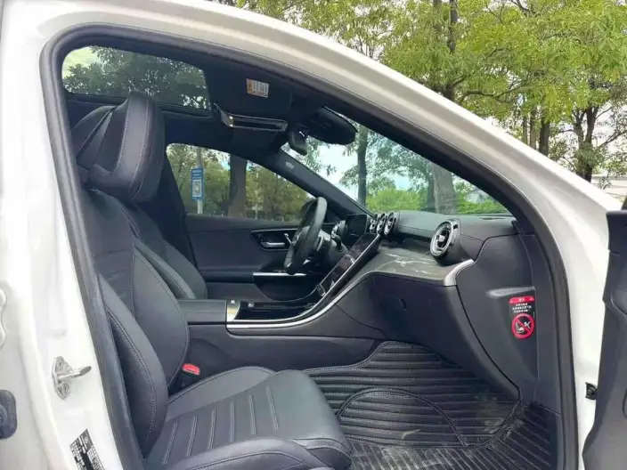 Mercedes-Benz C-Class 2023 Model C 260 L Sports Edition – фото 5