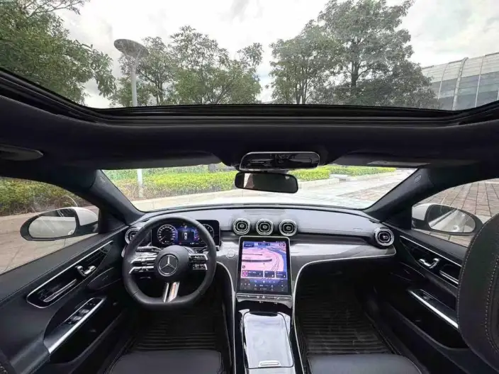Mercedes-Benz C-Class 2023 Model C 260 L Sports Edition – фото 6
