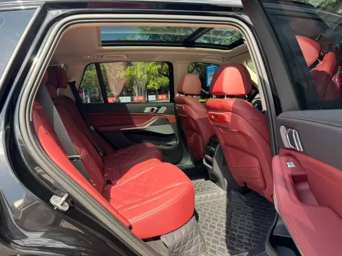 BMW X5 2025 Model xDrive30Li Exclusive Model M Sports Night Set – фото 9