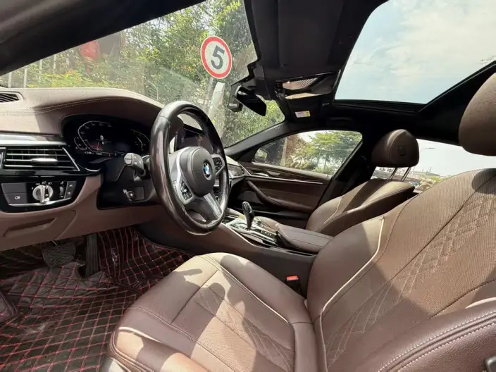 BMW 5 Series 2021 Model Facelift 525Li M Sports Set – фото 8