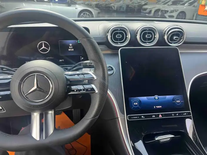 Mercedes-Benz C-Class 2022 Model C 260 L Sports Edition – фото 6