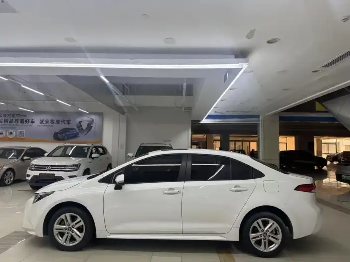 Toyota Levin 2022 Model 185T CVT Deluxe Edition – фото 4