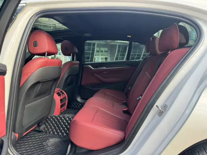 BMW 5 Series 2023 Model Facelift 530Li Leading Model M Sports Set – фото 8
