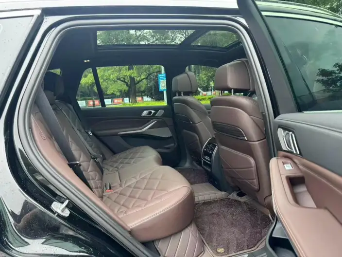 BMW X5 2022 Model xDrive 40Li M Sports Set – фото 8