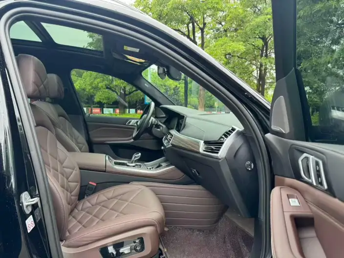 BMW X5 2022 Model xDrive 40Li M Sports Set – фото 9