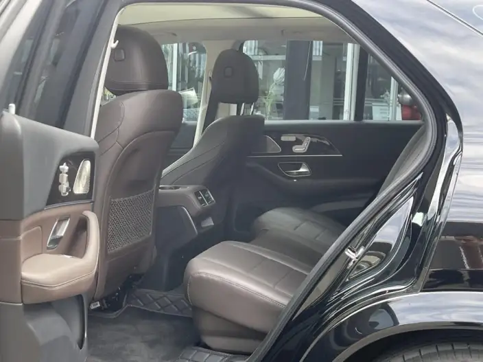 Mercedes-Benz GLE Imported 2022 Model GLE 350 4MATIC Fashion Model – фото 9