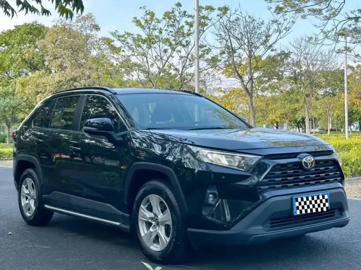 Toyota RAV4 2024 Model 2.0L CVT 2WD Urban Edition – фото 3