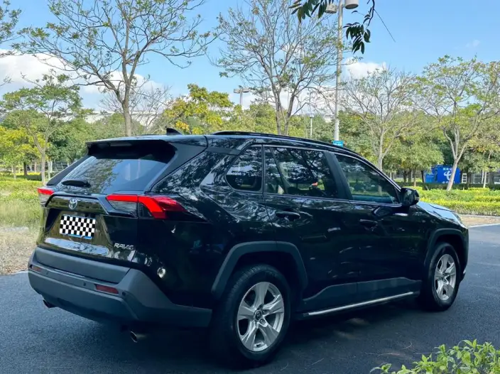 Toyota RAV4 2024 Model 2.0L CVT 2WD Urban Edition – фото 6