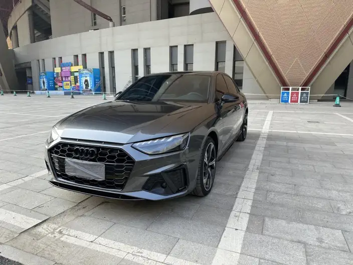 Audi A4 L 2024 Model 40 TFSI Fashion Dynamic Model – фото 1