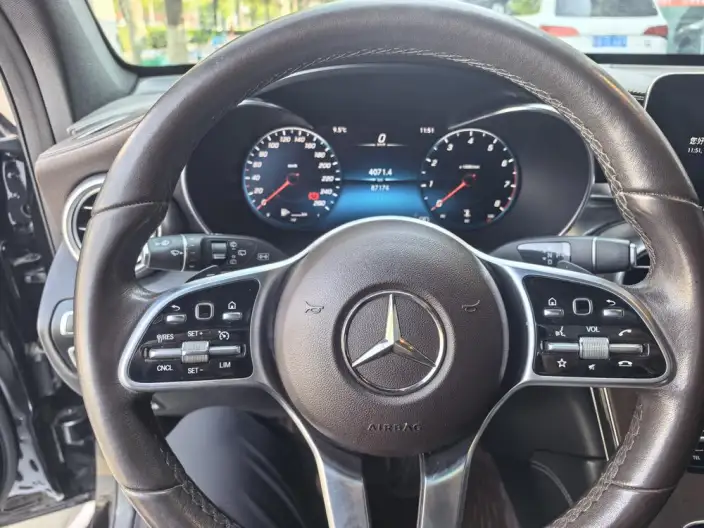 Mercedes-Benz GLC 2022 Model Facelift GLC 300 L 4MATIC Dynamic Model – фото 10