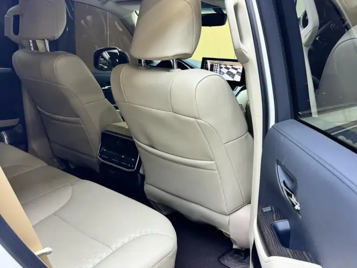 Land Cruiser (import 2025 Model 4.0L Automatic 4WD 7 seat Parallel Imported – фото 8