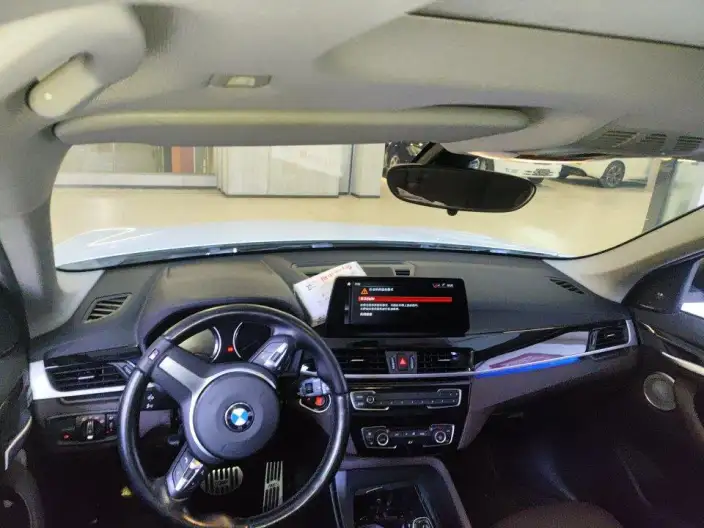 BMW X1 2022 Model sDrive25Li Leading Model – фото 6