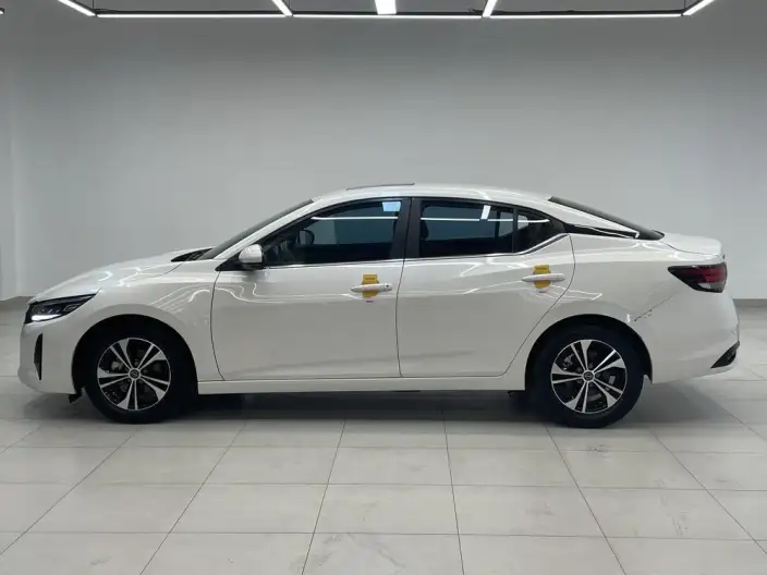 Nissan Sylphy 2023 Model 1.6L CVT Yuexiang Edition – фото 4
