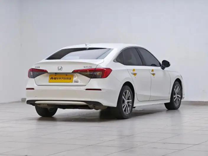Honda Civic 2023 Model 240TURBO CVT Momentum Edition – фото 7