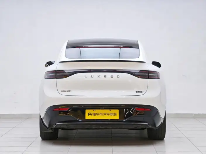 Luxeed R7 2024 Model EV 82kWh Pro Rear Drive Edition – фото 6