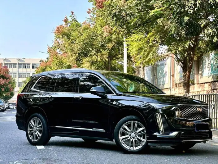 Cadillac XT6 2022 Model 2.0T VI seat 4WD Luxury Model