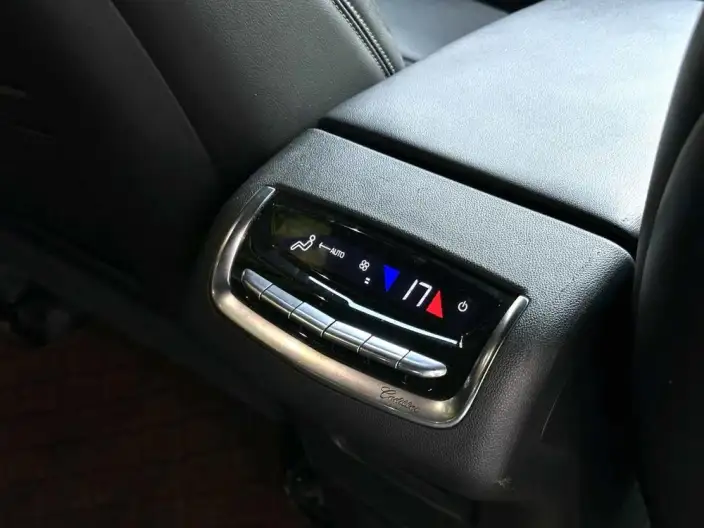 Cadillac XT6 2022 Model 2.0T VI seat 4WD Luxury Model – фото 9