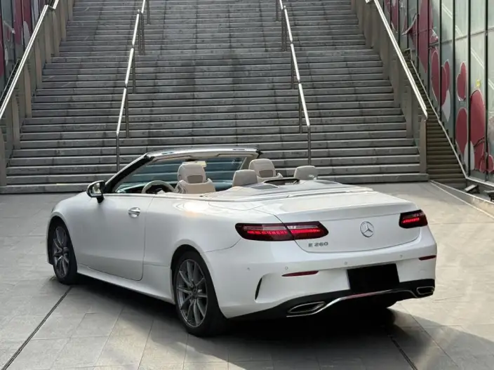 Mercedes-Benz E-Class Imported 2023 Model Facelift E 260 4MATIC Convertible Coupe – фото 5