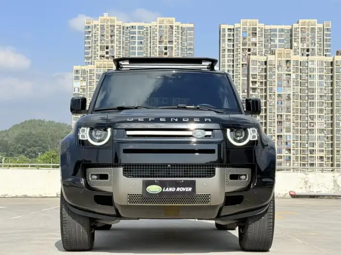 Land Rover Defender 2024 Model 110 3.0T P400 X-Dynamic HSE