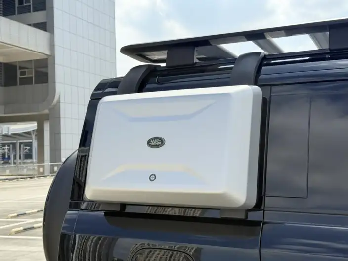 Land Rover Defender 2024 Model 110 3.0T P400 X-Dynamic HSE – фото 7