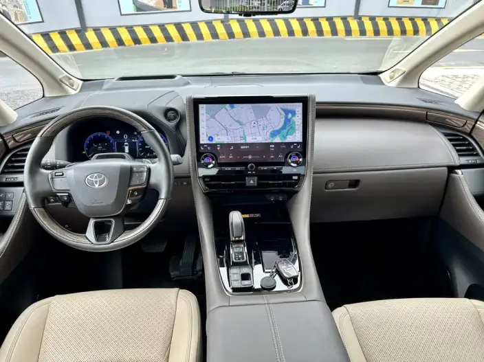 Elfa 2023 Model 2.5L Intelligent Hybrid 4WD Premium – фото 7
