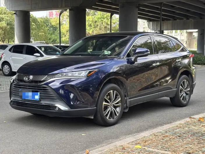 Toyota Harrier 2022 Model 2.0L CVT 2WD Deluxe Edition – фото 1