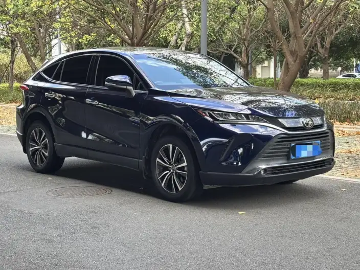 Toyota Harrier 2022 Model 2.0L CVT 2WD Deluxe Edition – фото 3