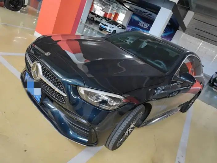 Mercedes-Benz C-Class 2025 Model C 260 L Sports Edition – фото 1