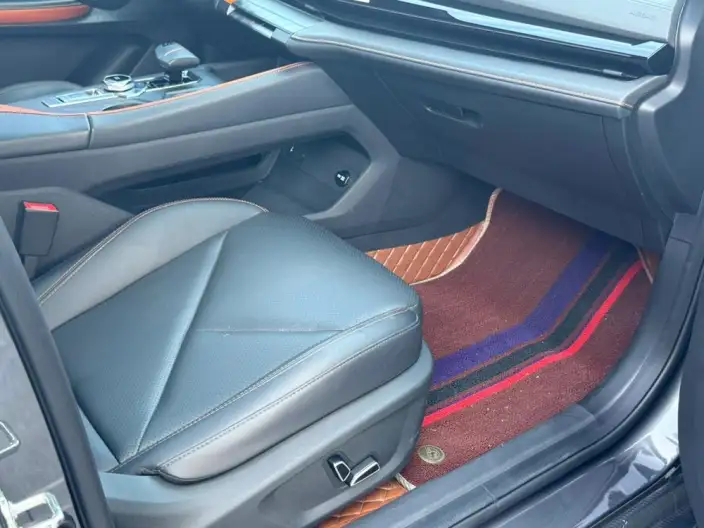 Changan UNI-V 2023 Model 1.5T Noble Model – фото 6