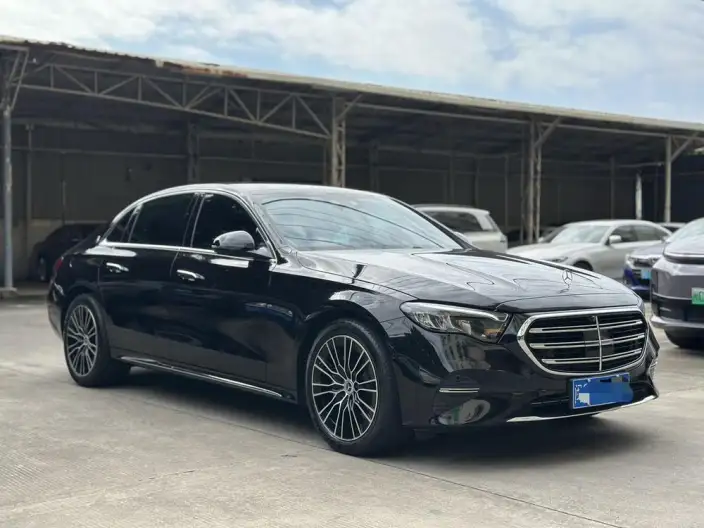 Mercedes-Benz E-Class 2025 Model E 300 L Fashion Model sedan – фото 3