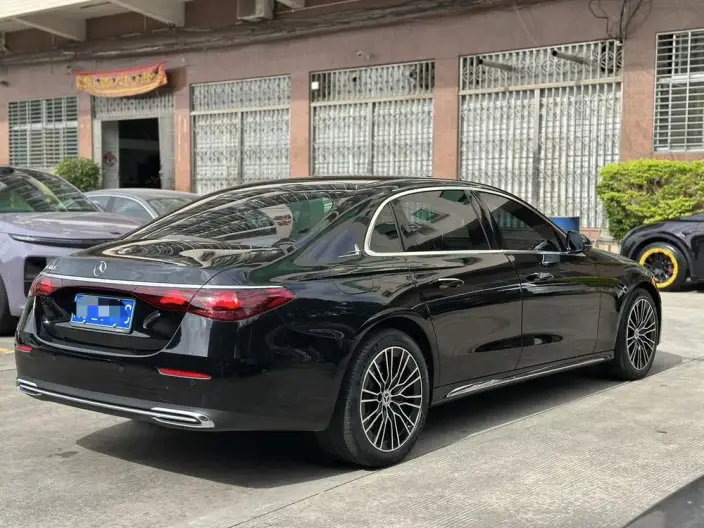 Mercedes-Benz E-Class 2025 Model E 300 L Fashion Model sedan – фото 6
