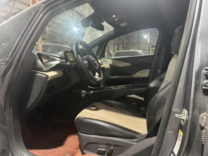 BYD Dolphin 2023 Model Fashion Edition – фото 10