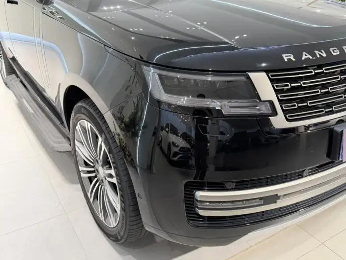 Range Rover 2023 Model 3.0 L6 360PS Shengshi Edition – фото 6