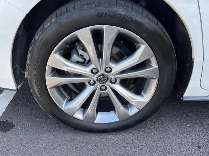Toyota Sienna 2024 Model Hybrid 2.5L Premium Edition – фото 9