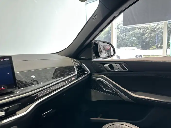 BMW X6 M 2023 Model X6 M Thunder Edition – фото 9